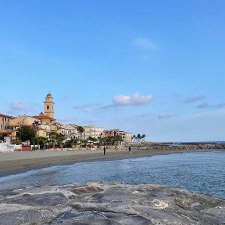 Апартаменты Bistrot Del Mare Санто-Стефано-аль-Мар Экстерьер фото